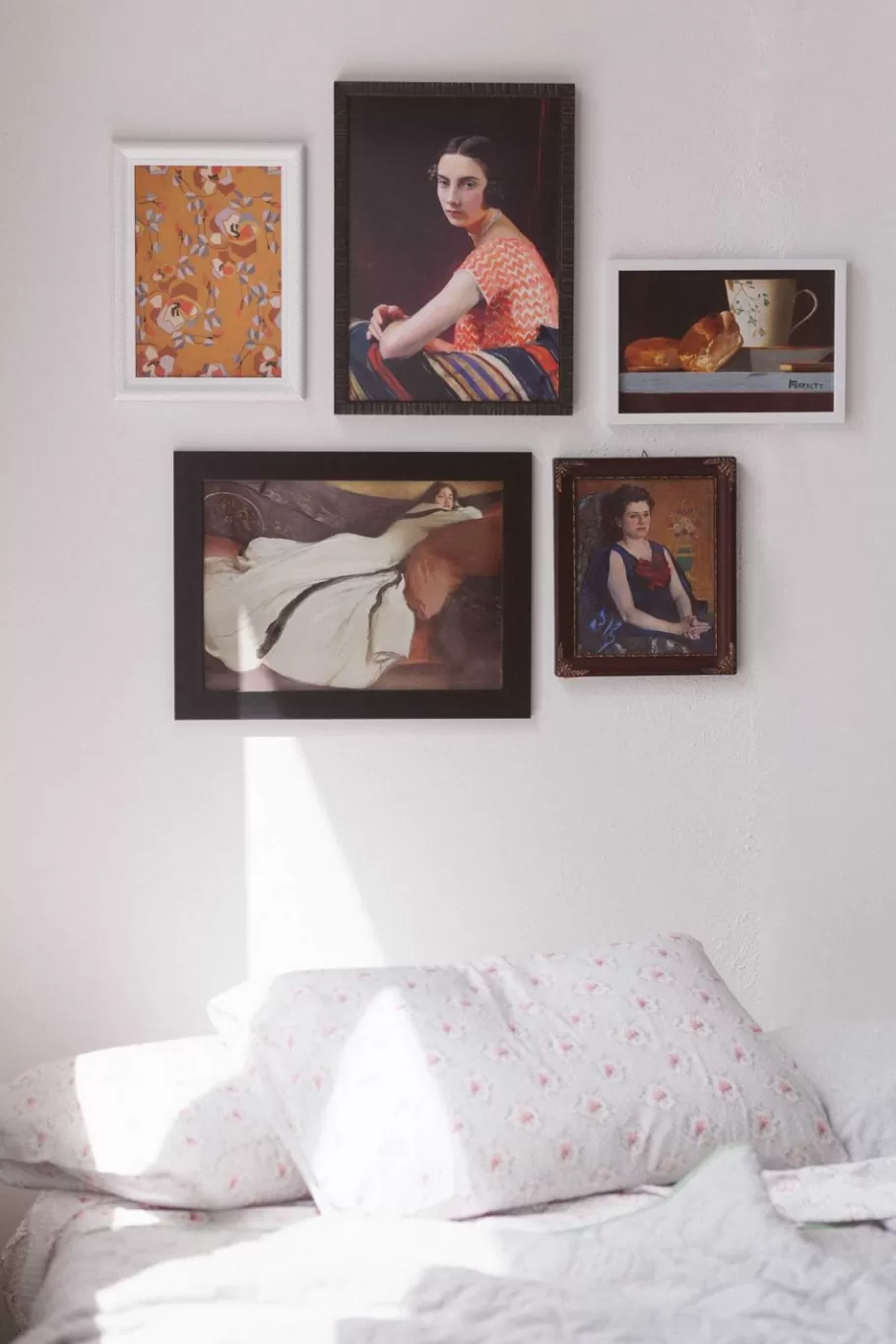 Women Lazybones Art Print Set - Seville