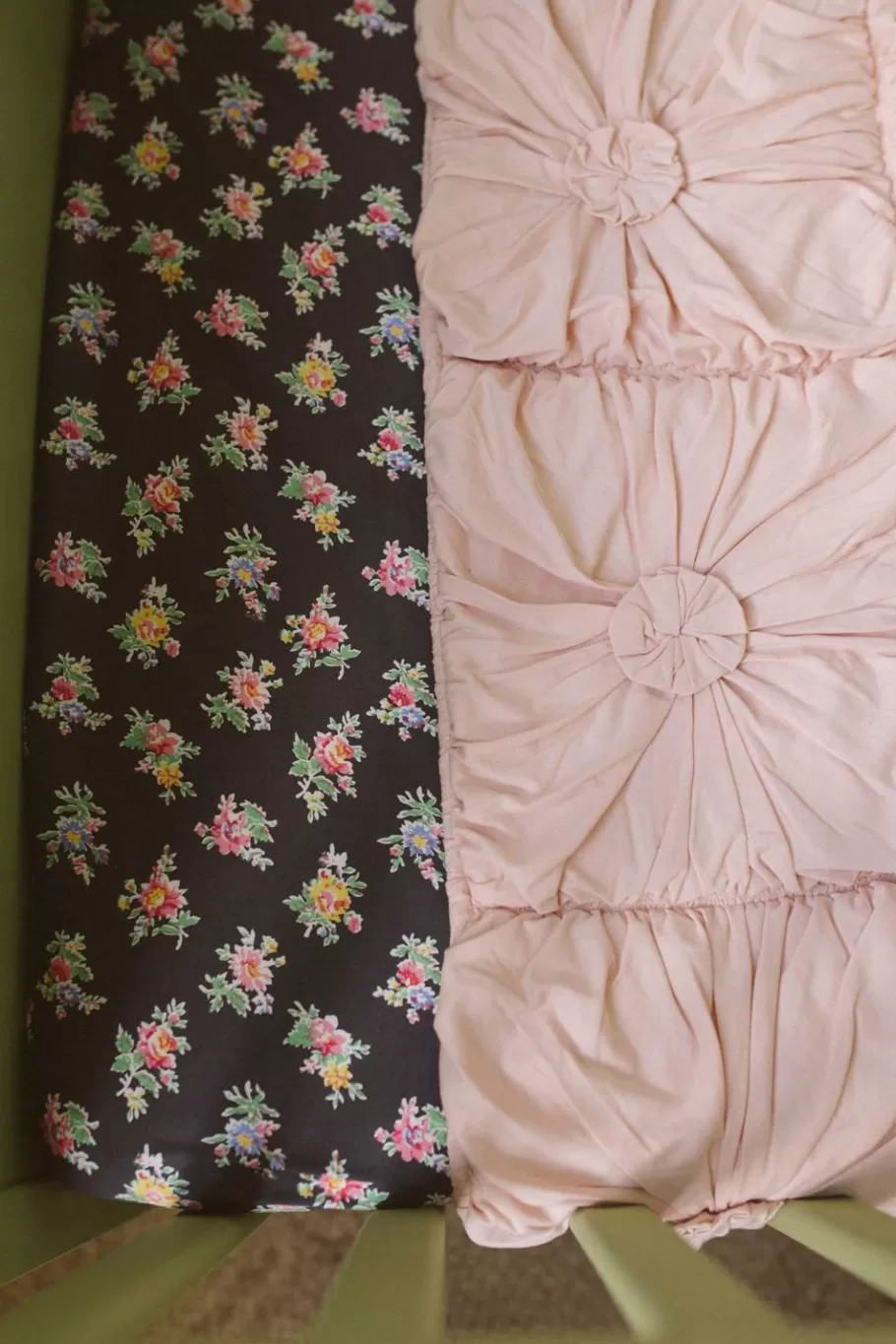 cot_quilt_rosette_tuscan_pink_organic_cotton_4.webp Women Lazybones Cot Quilt Rosette Tuscan Pink *Organic Cotton