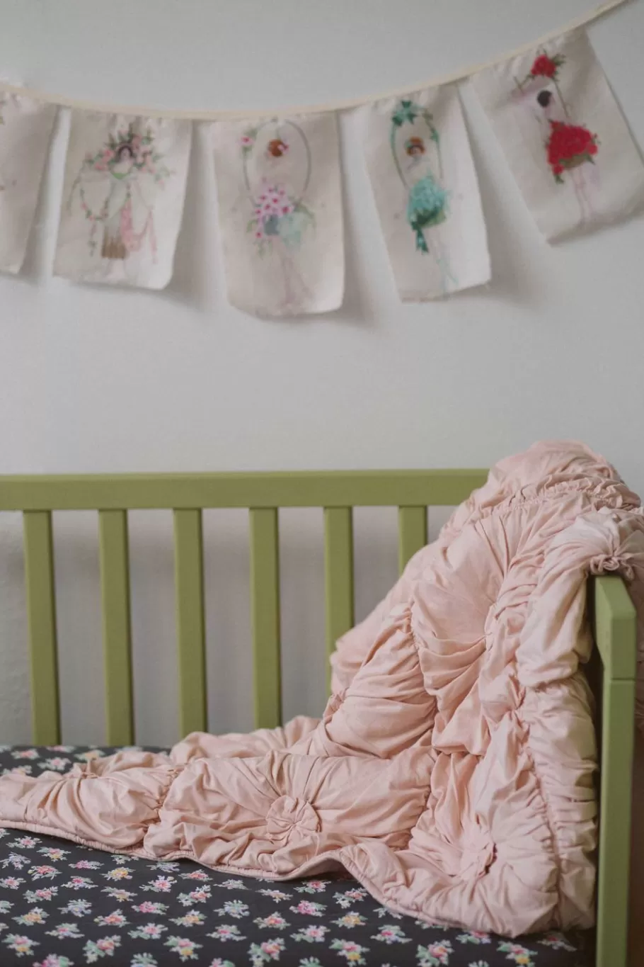 cot_quilt_rosette_tuscan_pink_organic_cotton_5.webp Women Lazybones Cot Quilt Rosette Tuscan Pink *Organic Cotton