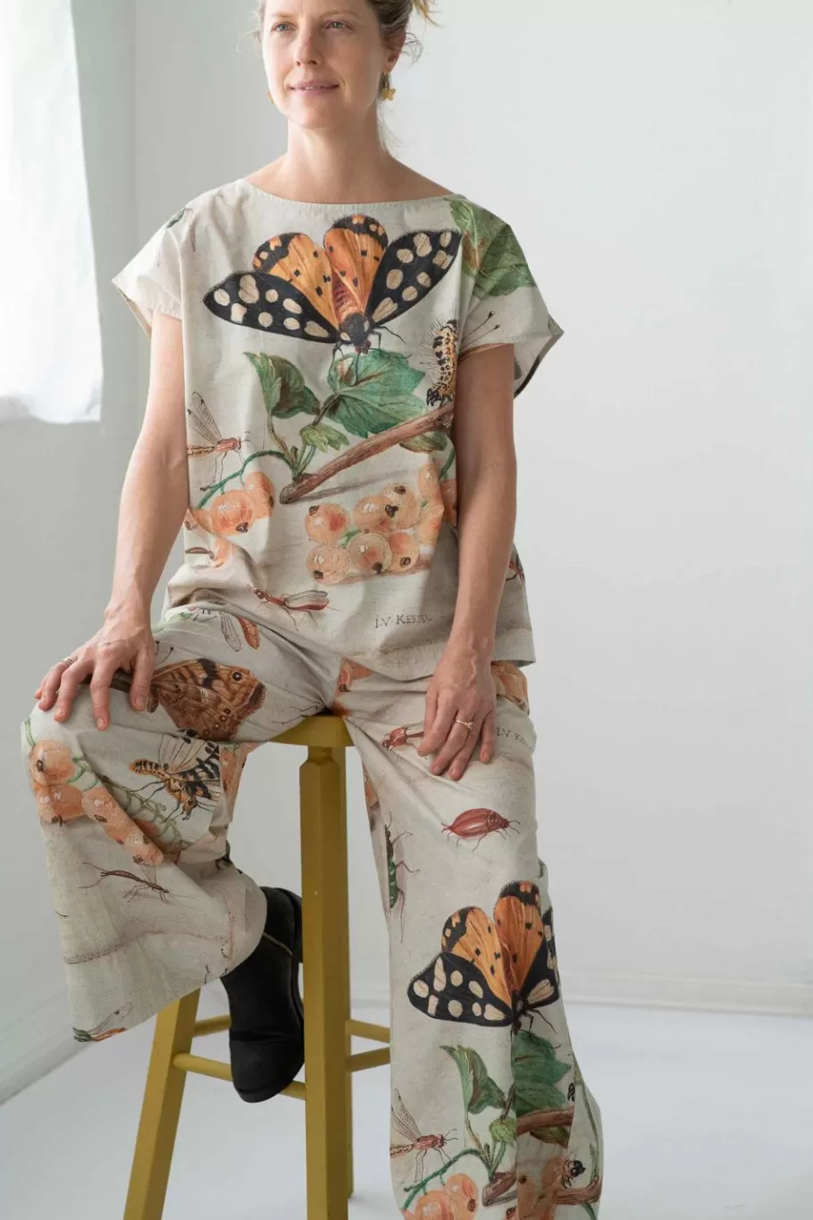 eleanor_top_in_insects_print_3.webp Women Lazybones Eleanor Top In Insects Print