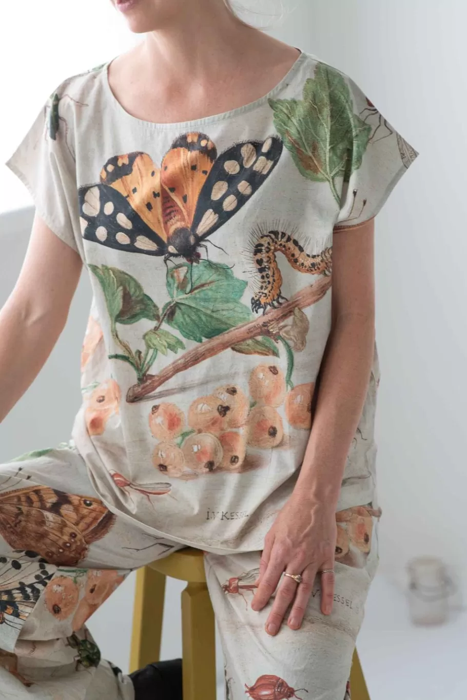 eleanor_top_in_insects_print_4.webp Women Lazybones Eleanor Top In Insects Print