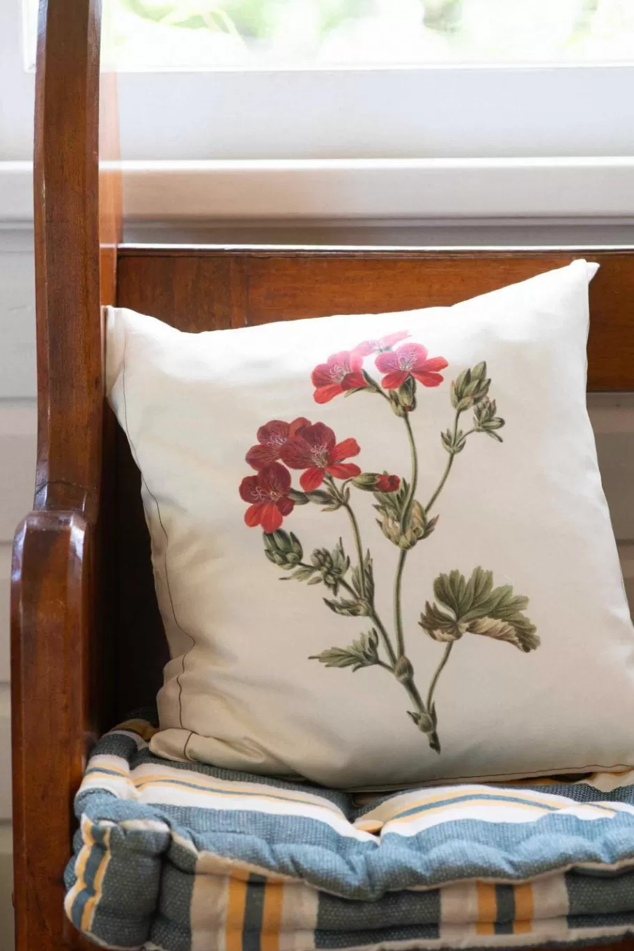 Women Lazybones Geranium Cushion Cover *Organic Cotton