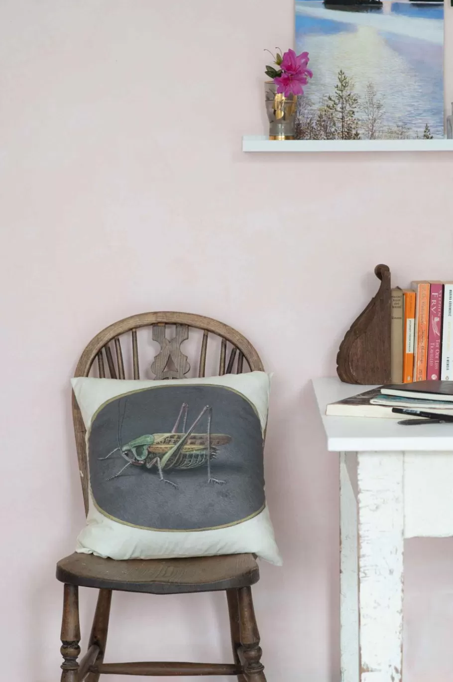 grasshopper_cushion_cover_2.webp Women Lazybones Grasshopper Cushion Cover