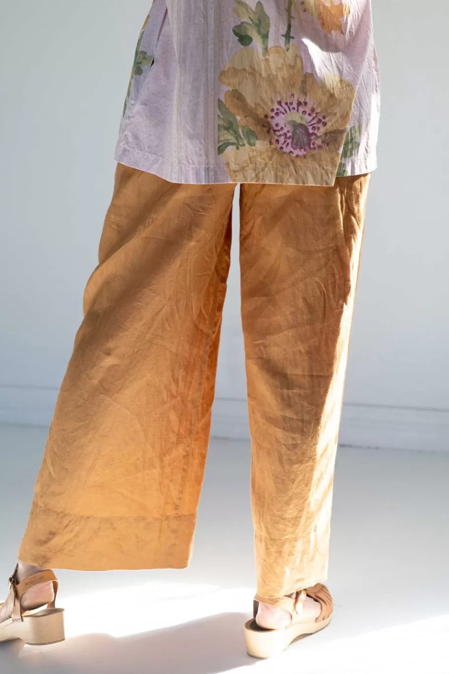 ollie_pant_caramel_5.webp Women Lazybones Ollie Pant Caramel