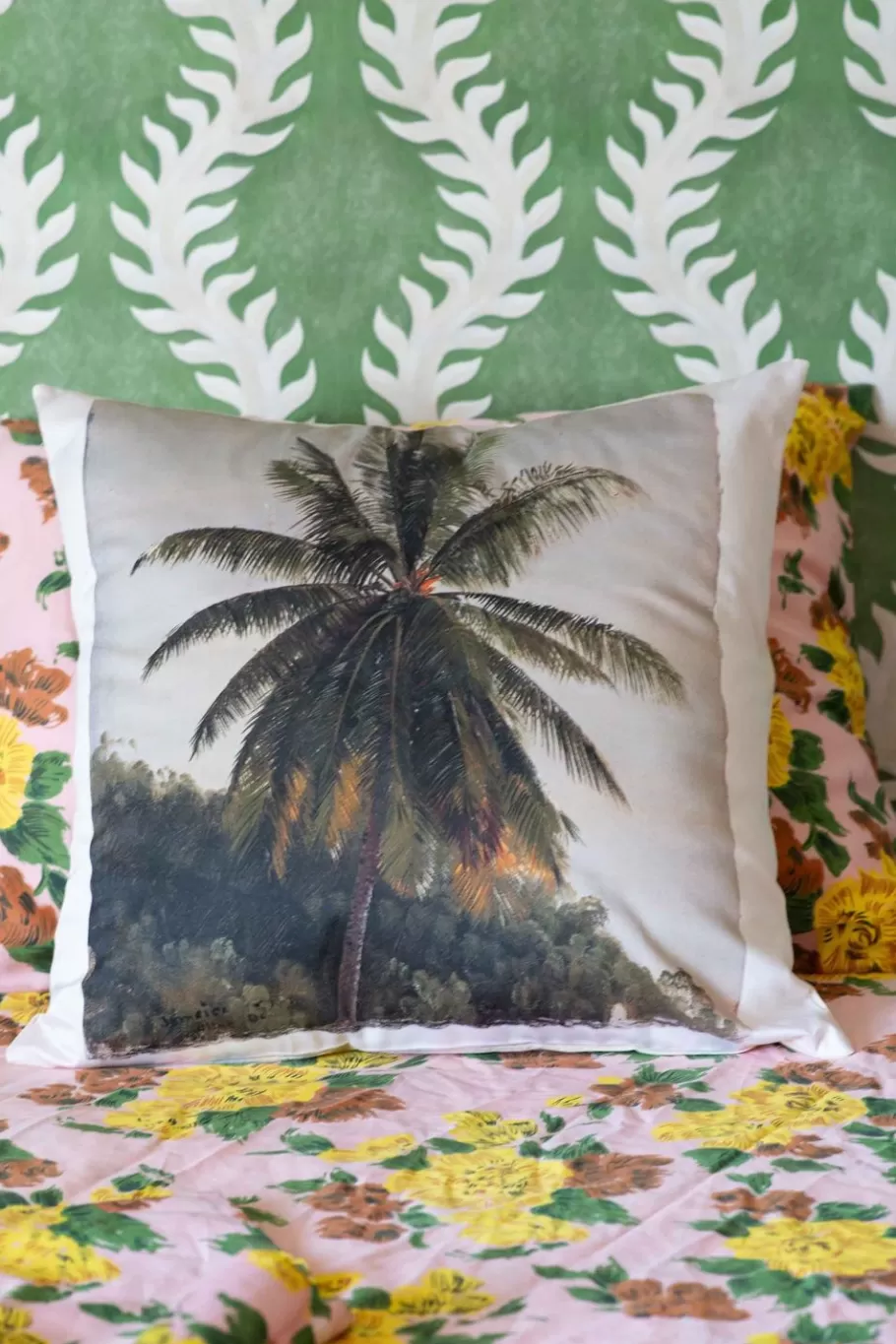 Women Lazybones Palm Trees Cushion Cover