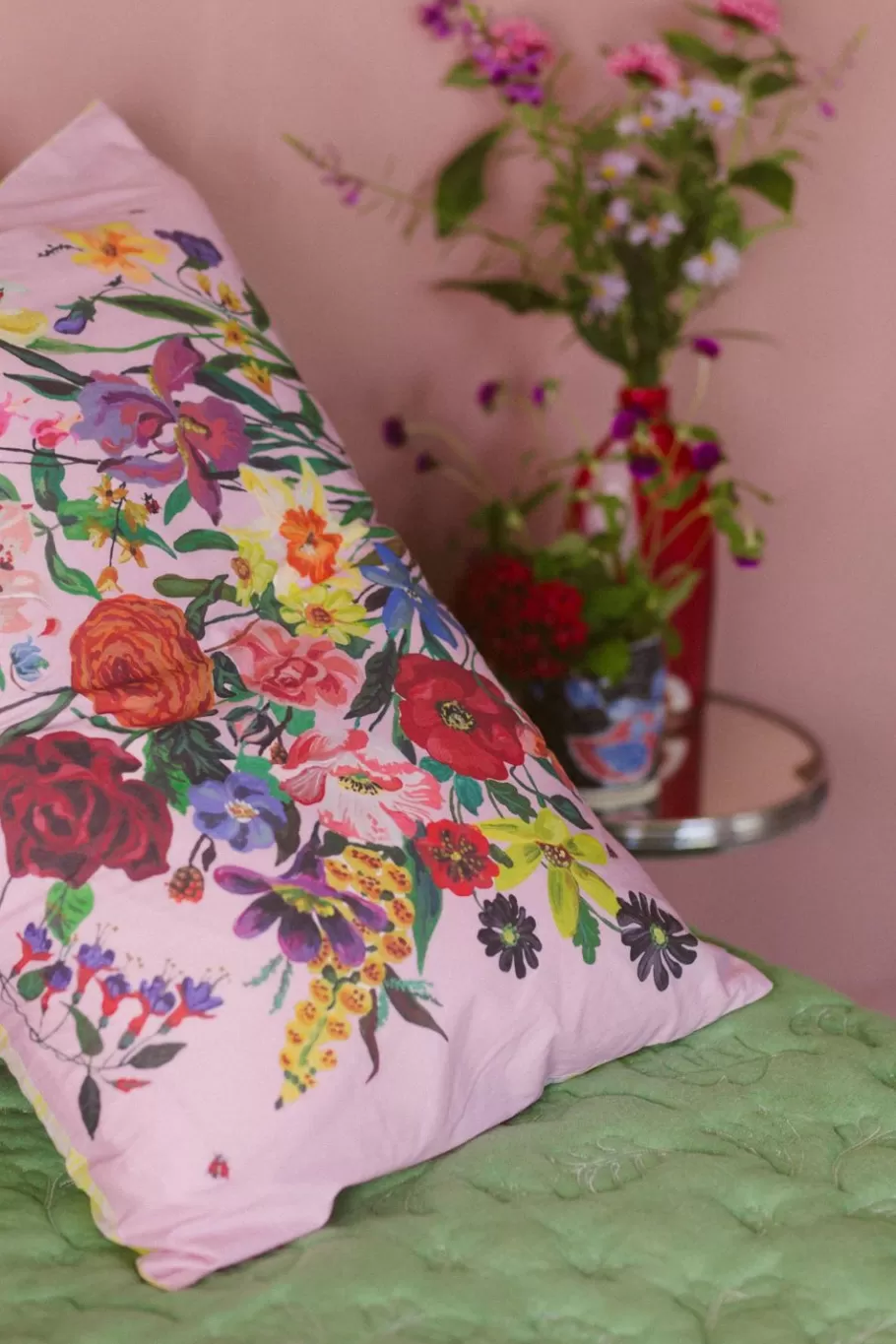 rainbow_floral_pink_pillowcase_set_organic_cotton_6.webp Women Lazybones Rainbow Floral Pink Pillowcase Set *Organic Cotton