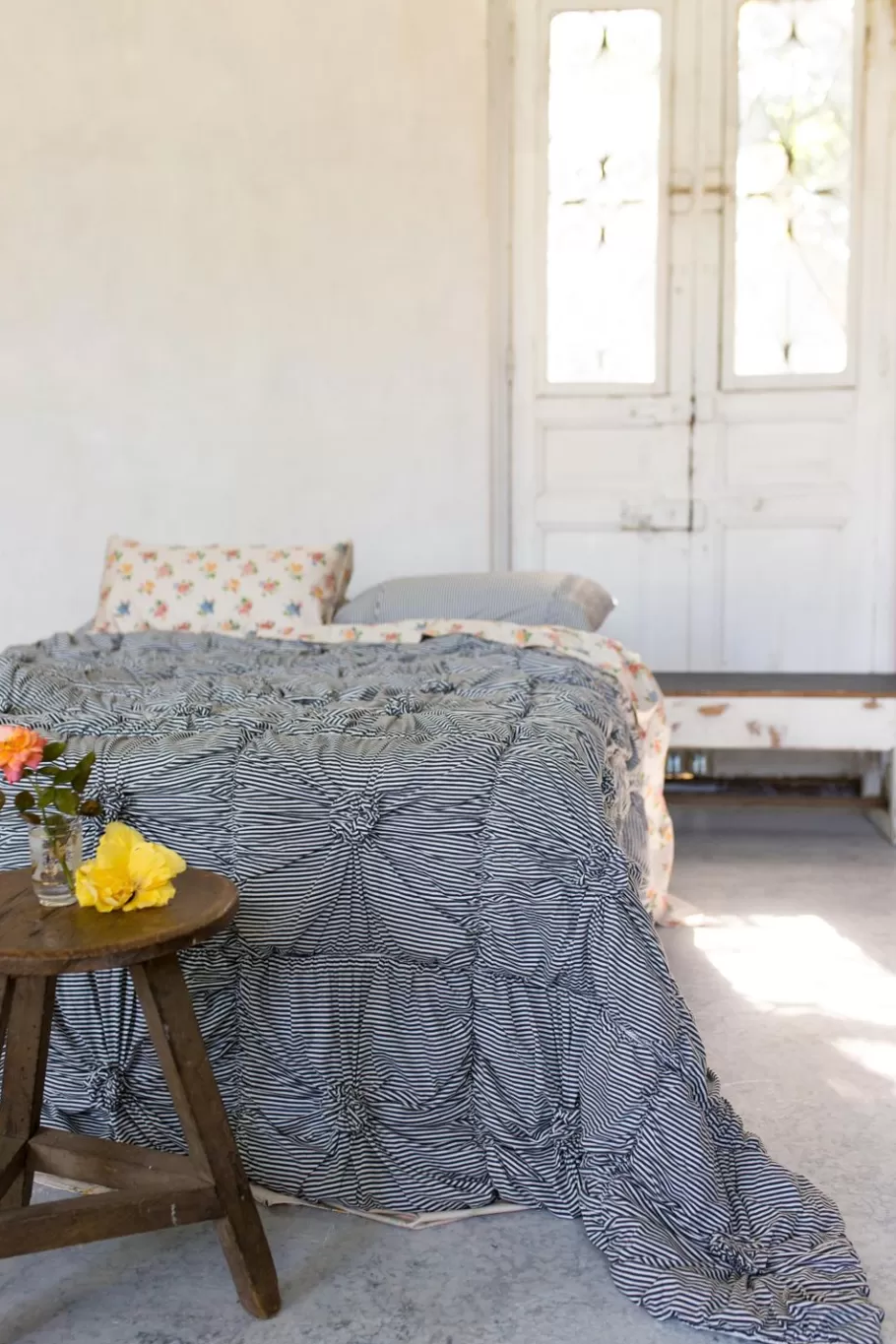 rosette_quilt_in_charcoal_stripe_organic_cotton_2.webp Women Lazybones Rosette Quilt In Charcoal Stripe *Organic Cotton