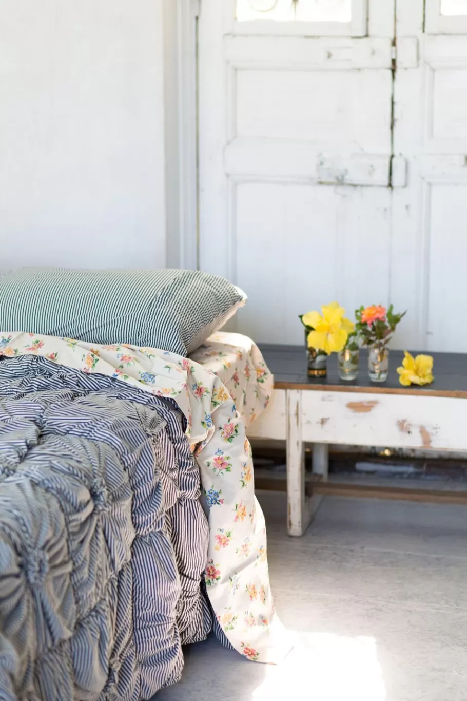 rosette_quilt_in_charcoal_stripe_organic_cotton_4.webp Women Lazybones Rosette Quilt In Charcoal Stripe *Organic Cotton